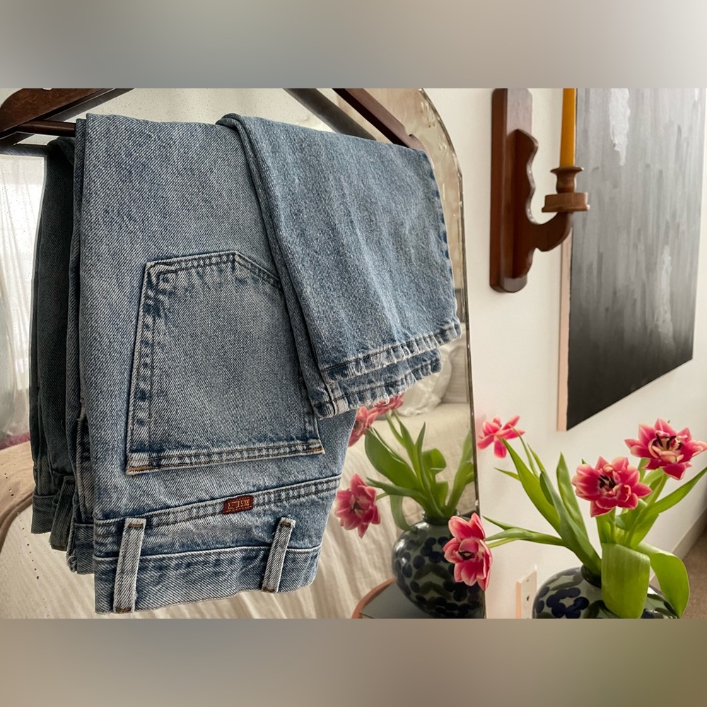 Unisex Light Wash 90s High Rise Denim Jean; Mid and Plus Size Friendly - 36x30